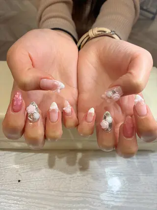 ネイル Nest 岩崎のネイルデザイン