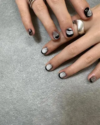 ネイル kiii.__ ✴︎*のネイルデザイン