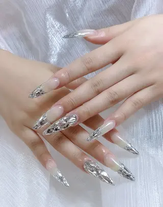 ネイル 佐藤 依娜のネイルデザイン