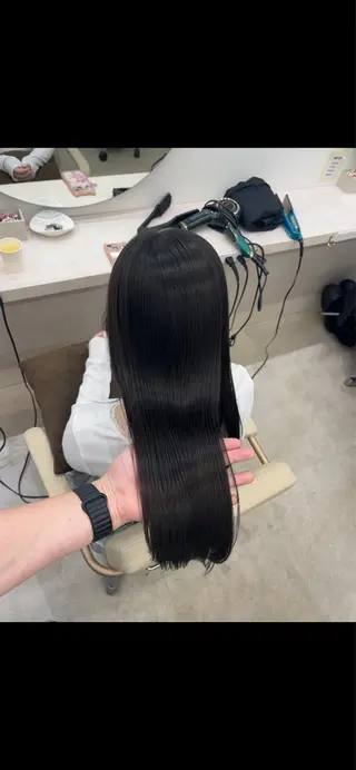 ロング 髪質改善/縮毛矯正 梅田茶屋町/西尾祐作のヘアスタイル