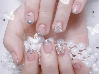 ネイル リリ 奈🎀のネイルデザイン