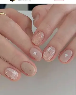 ネイル e llaのネイルデザイン