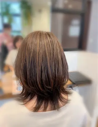 ミディアム カラー 高橋 春菜のヘアスタイル