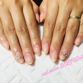 ショート ネイル 毛利 ゆりあのエステ・リラクイメージ