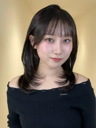 ミディアム 声優オタク美容師🎀 𝑹𝑰𝑵𝑶𝑵のヘアスタイル