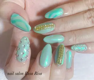 セミロング ネイル ネイルスタジオ シェイクユアハンズのネイルデザイン