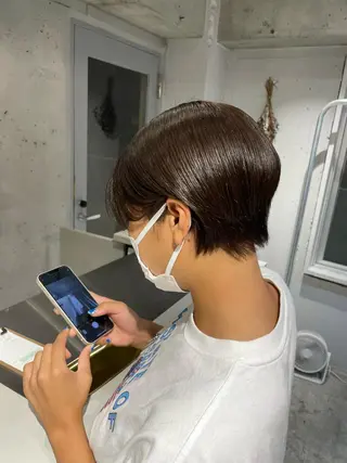 カラー ミルクティーベージュ ブリーチ🖤サヤカのヘアスタイル