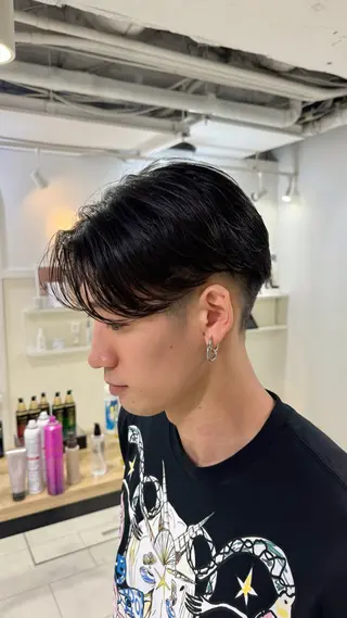 パーマ QUEEN'S GARDEN by k-two shinsaibashi所属・k-two心斎橋 ヨシダヒロトのヘアスタイル