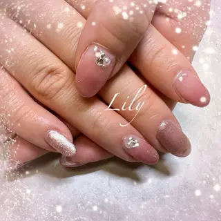 ネイル Nailsalon Lilyのネイルデザイン
