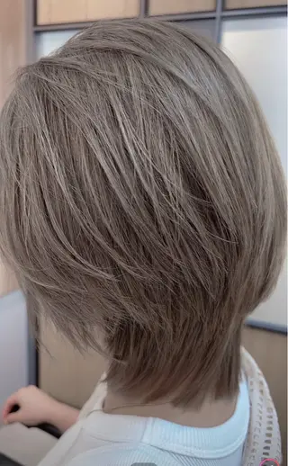 ショート カラー GO TODAY SHAiRE SALON  神戸三宮店所属・ナチュラル艶々縮毛 矯正シェアサロンのヘアスタイル