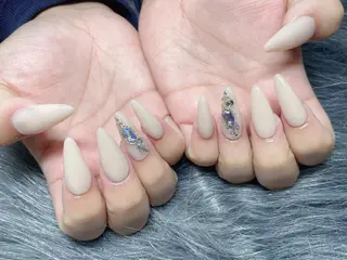 ミディアム ネイル 《LB》ラブリエ Nail&eyeのマツエク・マツパデザイン