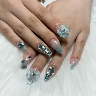 ネイル adorable 〈Kurumi〉のネイルデザイン