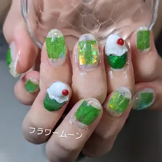 ネイル フラワー ムーンのネイルデザイン