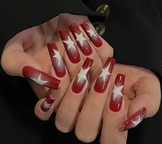 ネイル Pure&Rich Nailのネイルデザイン