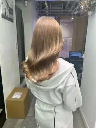 ミディアム 🌈ハイトーン/ ワタル🌈のヘアスタイル