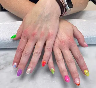 ネイル 高木 維麗絲のネイルデザイン