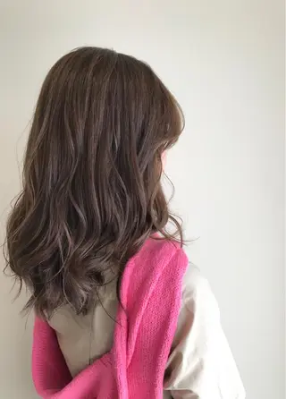 セミロング カラー パーマ ヘアアレンジ メンズ キッズ ネイル マツエク・マツパ 福壽 優奈のヘアスタイル