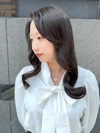 セミロング カラー ブリーチ/ベージュ 💕/momoaのヘアスタイル