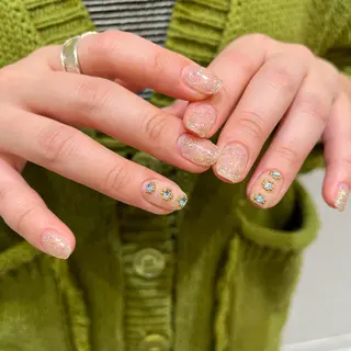 ネイル mano+所属・haruka 🐈のネイルデザイン