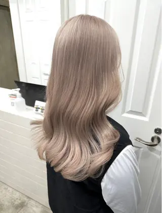 セミロング カラー ヘアアレンジ 🍯傷ませないカラー 髪質改善🍯彪雅のヘアスタイル