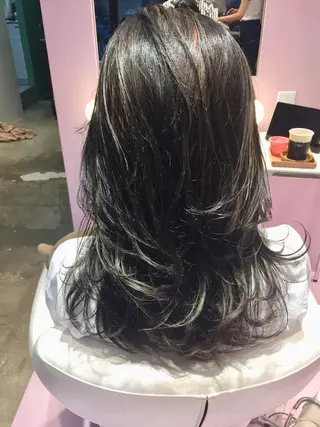 ミディアム 所渉/韓国レイヤー /ウルフカットのヘアスタイル