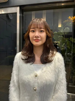 ロング miu /透明感カラーのヘアスタイル