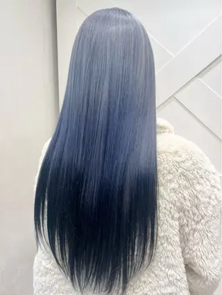 ロング カラー ハイトーンカラー シールエクステのヘアスタイル