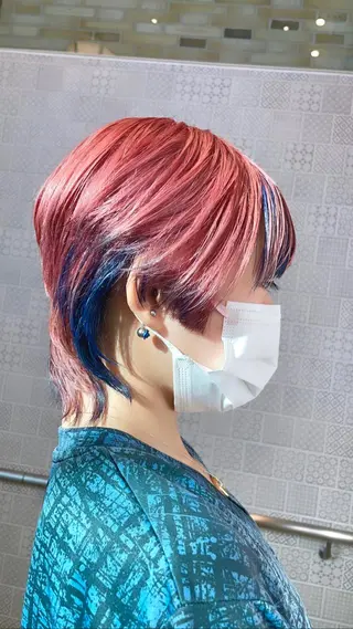 ショート カラー 湯田 竜也のヘアスタイル
