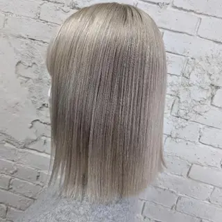 ショート カラー LUXBE GALLERYのヘアスタイル