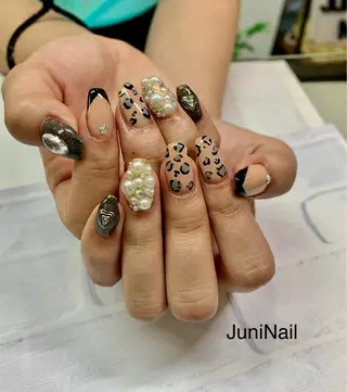 ネイル JuniNail 주니네일🇰🇷suのネイルデザイン