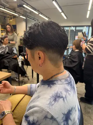 ショート パーマ EGAO所属・yuuka🌻 ハイライト/艶カラーのヘアスタイル