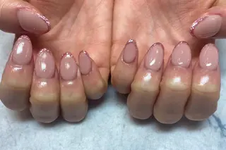 ネイル ネイルリボン 受付スタッフのネイルデザイン