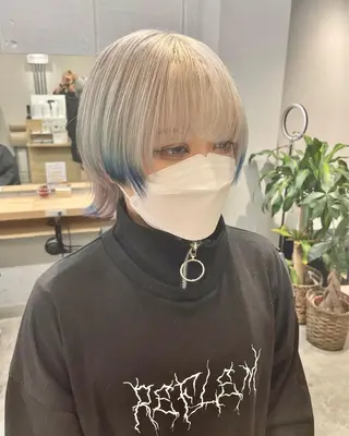 ショート SAEKI【ior 】北千住店ブリーチのヘアスタイル
