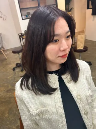ミディアム スギ リンカのヘアスタイル