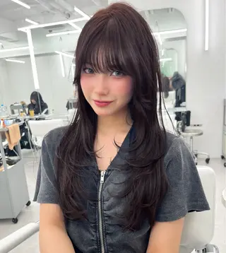 ロング カラー 透明感カラー✨🩵 韓国ヘアkanatoのヘアスタイル