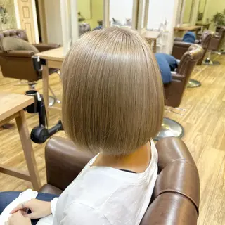 カラー 染矢 優希のヘアスタイル