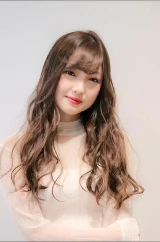 ロング カラー スタイリスト /仲川葵のヘアスタイル