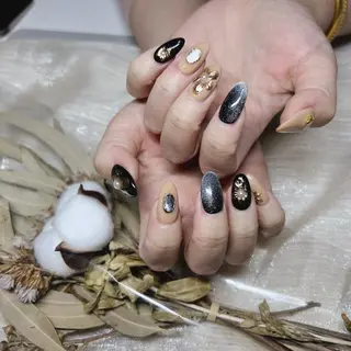 ネイル KURE ISAKIのネイルデザイン