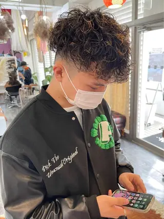パーマ メンズ ｰYUIMARLｰ momokaのヘアスタイル