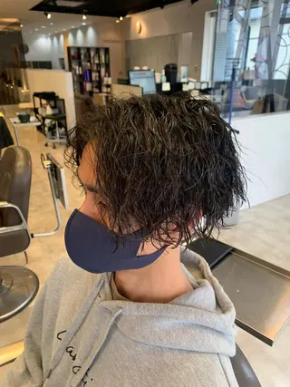 ミディアム メンズパーマ/難波/ 心斎橋　室園亮佑のヘアスタイル