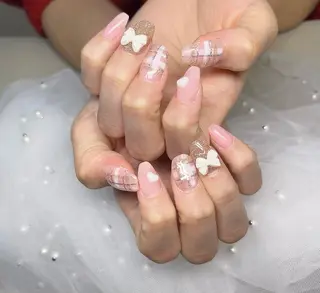 ネイル NiNa ビューティーサロン所属・Ni Naのネイルデザイン