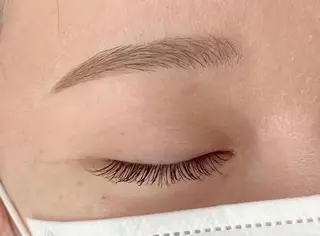 アイブロウ pam  eyelash & brow所属・pam 櫻場のマツエク・マツパデザイン