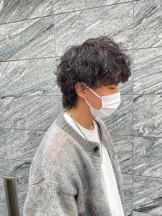 ショート カラー パーマ ヘアアレンジ メンズ アイブロウ スパイキー/フェザー /波巻き/かいとのヘアスタイル