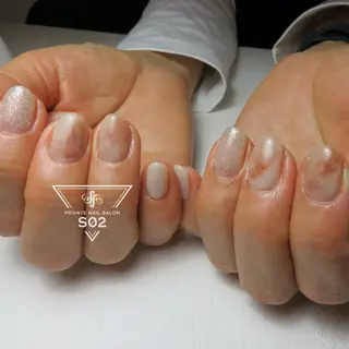 ネイル S02 𝙲𝚑𝚒𝚎のネイルデザイン