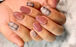 ネイル Y. Reonaのネイルデザイン