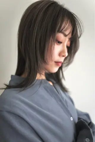 セミロング 💛🤍U too e’s 鎌倉🧸のヘアスタイル