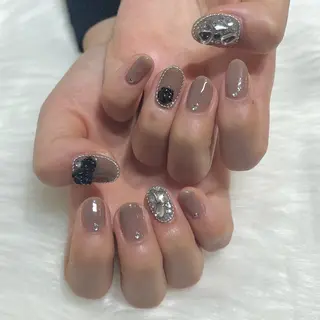 ネイル nailsalon Leu🖤Meiのネイルデザイン