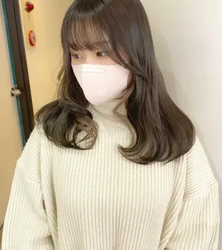 カラー mizuki/ピンク ベージュ.レイヤーのヘアスタイル