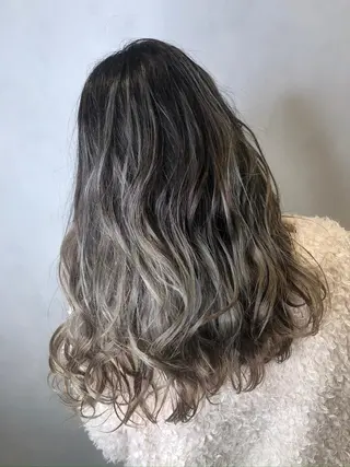 ロング カラー ヘアアレンジ 渡辺　亮/ 白髪ぼかし/髪質改善のヘアスタイル