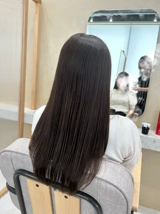 ロング 透明感💗 ベージュ系 松田彩音のヘアスタイル